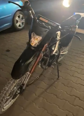 Doi minori, prinși conducând cu viteză o motocicletă, în Medgidia