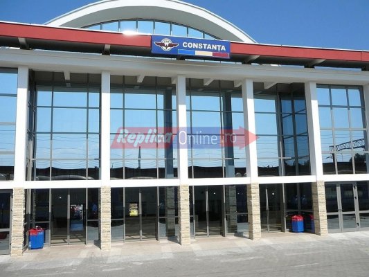 Gara Constanța: fațadă nouă... probleme vechi cu mizeria și delăsarea! Video 