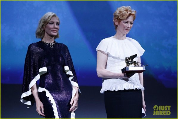 Cate Blanchett și Tilda Swinton au strălucit pe covorul roșu la Festivalul de film de la Veneția