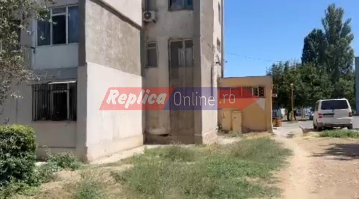 Două blocuri din zona Far par a fi abandonate...de  Asociația de proprietari.  Video