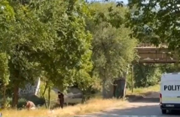 Un fost judecător, exclus recent din sistemul judiciar, a fost găsit împuşcat sub un pod
