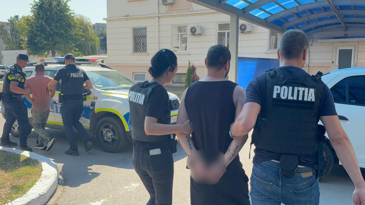 Politistii din Eforie au depistat, in cinci minute, doi barbati banuiti de furt