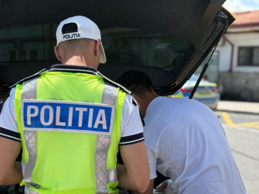 Acțiuni ale polițiștilor, în Portul Constanța, pentru prevenirea accidentelor rutiere
