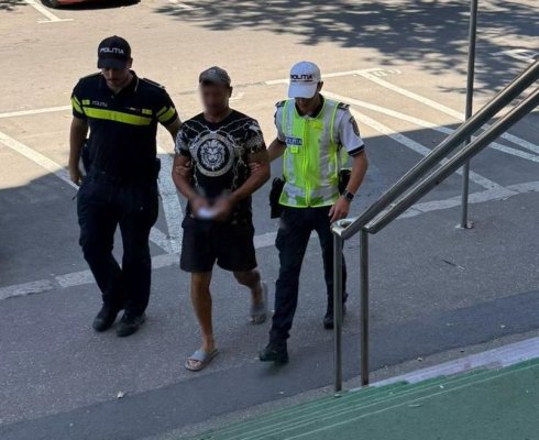 Un șofer, de 43 de ani, aproape de comă alcoolică, reținut de polițiști