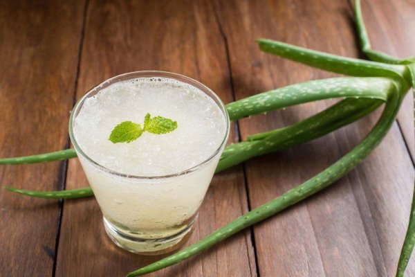 Scade colesterolul cu această băutură simplă din aloe vera făcută în casă
