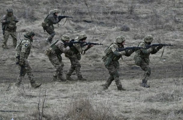 Scandal în armata rusă: militarii se împușcau între ei pentru a obține bani de la stat 