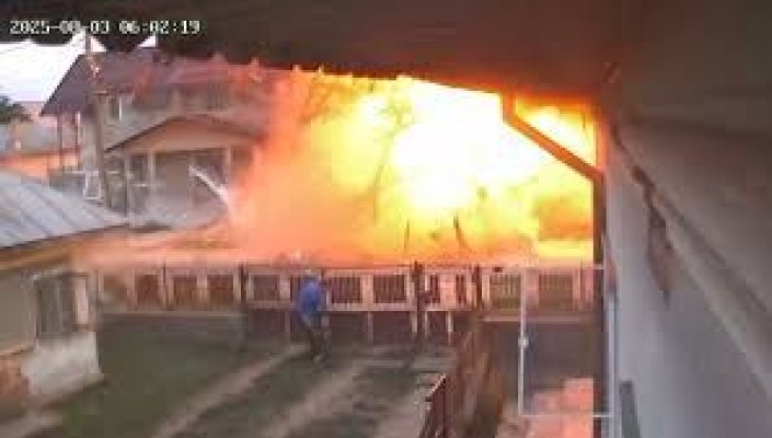 Explozie puternică la un magazin din Mogoșani. Video