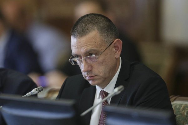 Mihai Fifor, după zvonurile că premierul amenință cu demisia: „Să îşi ia jucăriile şi să plece, dar...!“