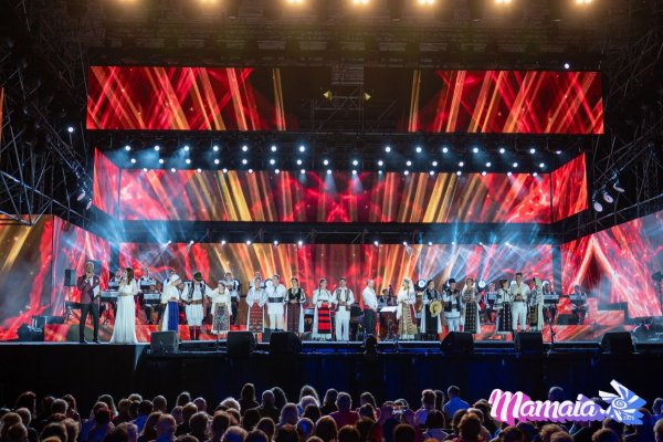Tradiția și bucuria luminează scena Festivalului Național al Cântecului și Dansului Popular Românesc ,,Mamaia” 