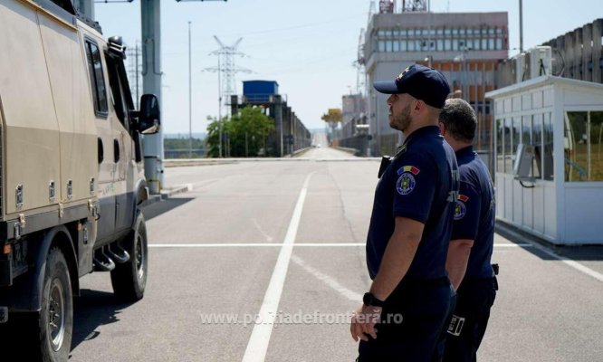 Polițiștii de frontieră din Ostrov au prins un bulgar circulând cu o mașină radiată din circulație