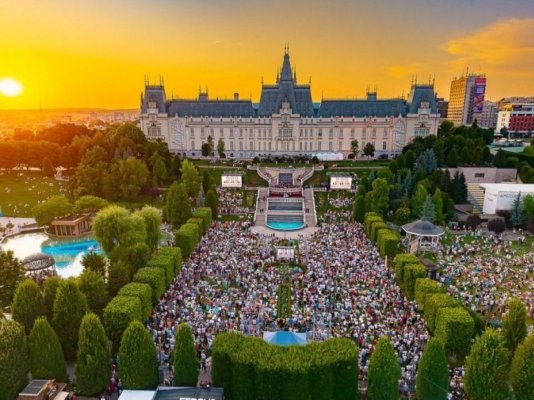 25 ani de evenimente memorabile în rețeaua Iulius Mall și proiectele de regenerare urbană Palas Iași și Iulius Town Timișoara. Video