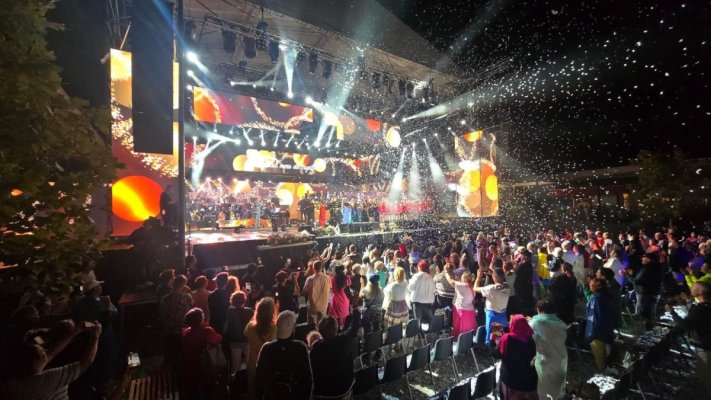 Festivalul Mamaia 2025: un regal muzical marchează prima zi și scrie o nouă pagină în istorie