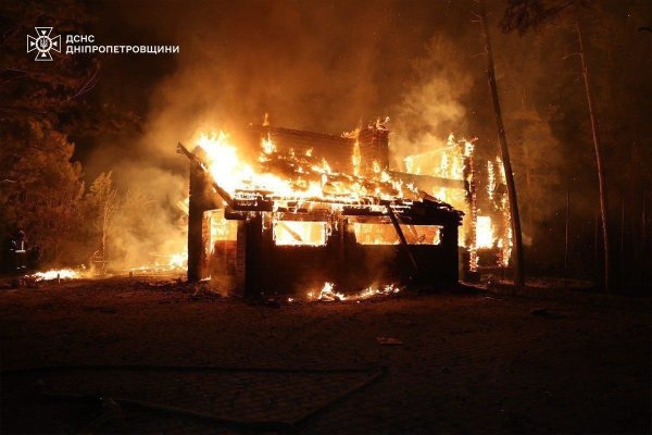 Rachetele rusești au lovit în plin orașul Mîkolaiv - Imagini dramatice surprinse după atac