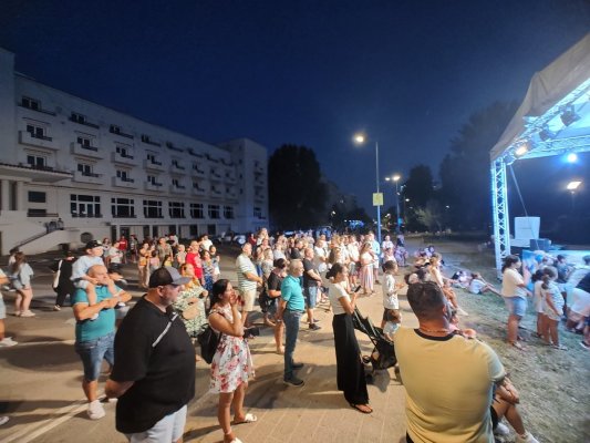 Nopți magice la Mamaia, în Minivacanța de Sfânta Maria! Distracția continuă și în weekend-ul următor
