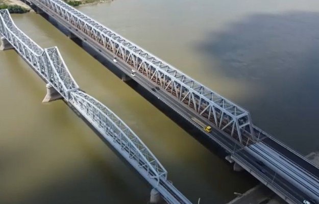 Crește taxa de pod de la Fetești. Cât va costa și ce amendă vor primi cei care nu o plătesc
