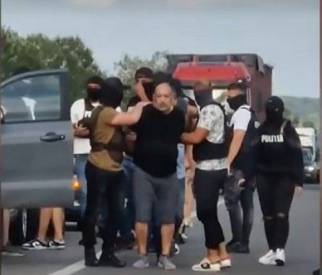 Portughez prins la Roman cu droguri de mare risc