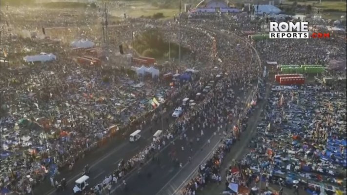  Imagini impresionante de la Roma - Peste un milion de oameni au participat la slujba ținută de Papa Leon
