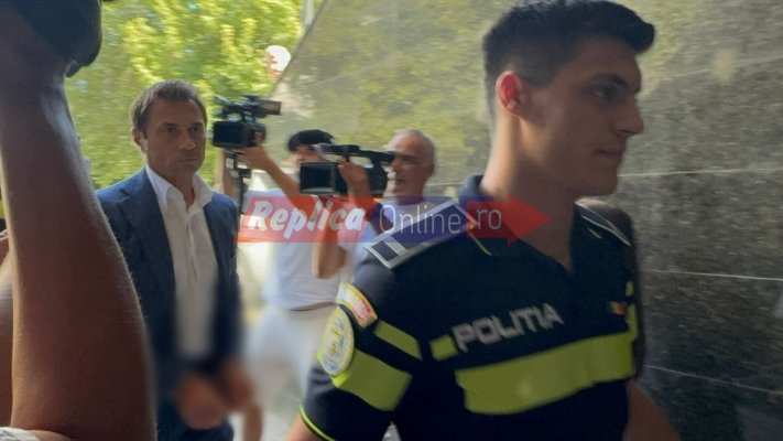 Cristian Radu, primarul municipiului Mangalia, adus cu cătușe în fața judecătorilor! Video