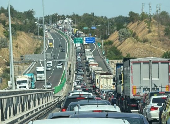 Circulație rutieră oprită pe A2 spre Constanța. Video