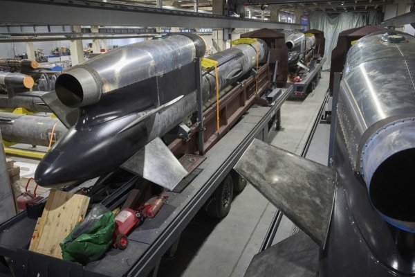 Adevărata dimensiune a războiului în Europa: Statele UE investesc o sumă uriașă în reînarmare