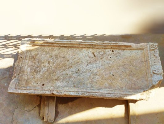 Muzeul de Istorie și Arheologie lansează seria editorială „Azi în istoria Constanței. Povești captivante despre comorile trecutului”