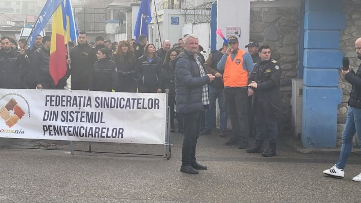 Sindicaliștii din Administrația Națională a Penitenciarelor protestează la Ministerul Justiției