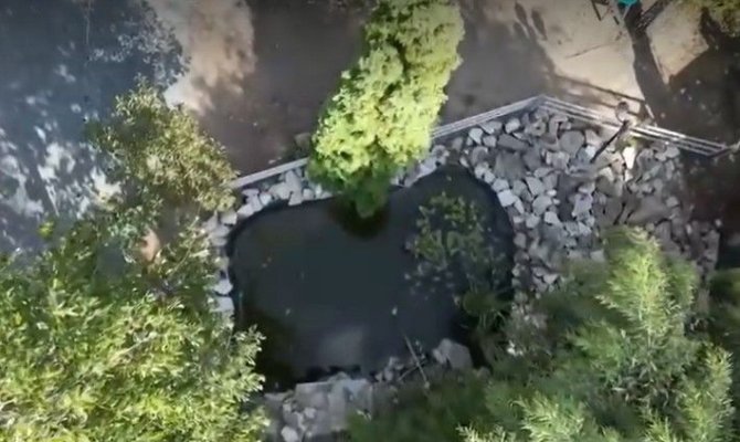 Un copil de 1 an și 8 luni a murit înecat într-un iaz ornamental de lângă o grădiniță