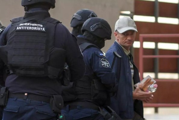 Fostul director adjunct al Serviciului de Securitate din R. Moldova, acuzat de trădare, a fost reținut de DIICOT
