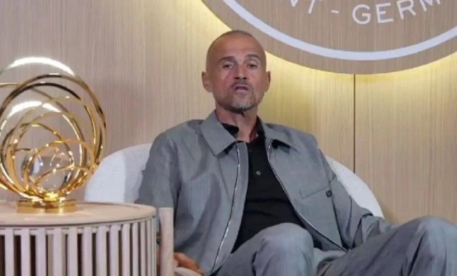 Gala Balonul de Aur: Luis Enrique a primit trofeul Cruyff pentru cel mai bun antrenor