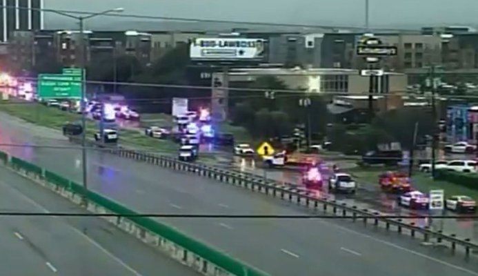 Atac armat la Serviciul de Imigrări din Dallas. Un lunetist a ucis o persoană, a rănit alte două și s-a sinucis. Video