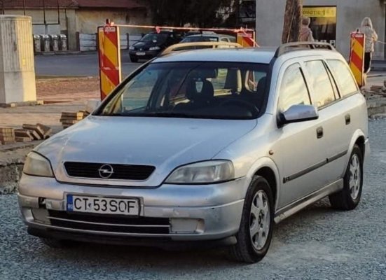 De un an de zile, o femeie a împrumutat mașina unui „prieten“ și de atunci nu a mai văzut-o 
