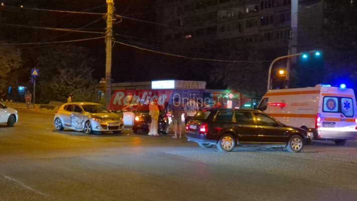 Accident rutier cu trei mașini, la intersecția Soveja cu Blv. Tomis! Video