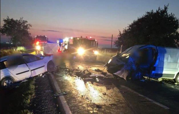 Tragedie pe șosea: Trei persoane au murit într-un acccident rutier produs pe DN 19 E