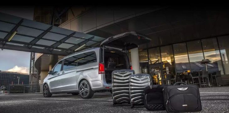 Turist polonez, umilit si jefuit de firma de inchirieri auto de langa aeroportul Otopeni. ,,L-a scuipat pe tatal meu!” Turist polonez, umilit si jefuit de firma de inchirieri auto de langa aeroportul Otopeni. ,,L-a scuipat pe tatal meu!”