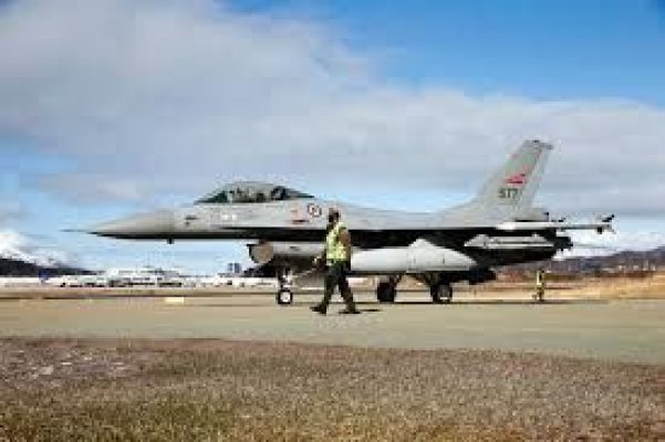 Norvegia sub presiune: apariții de drone la baza aeriană Orland, unde sunt avioane de luptă