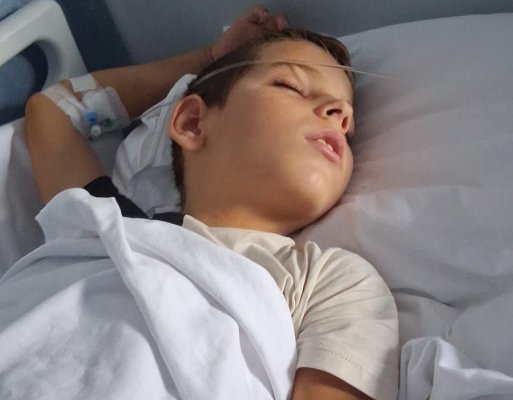 Un copil din Constanța, diagnosticat cu leucemie, înainte de începerea școlii, are nevoie de ajutorul nostru ca să trăiască