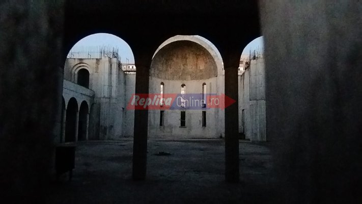 Catedrala Eroilor, eterna promisiune neterminată din Parcul de la Casa de Cultură. VIDEO