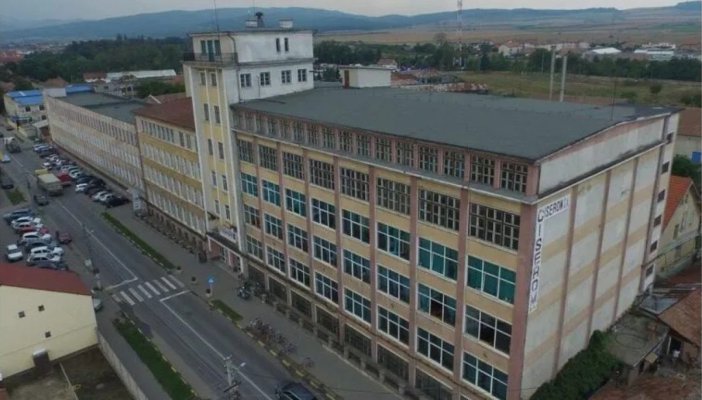 Se închide o fabrică istorică din România: După 98 de ani de activitate au scos tot la vânzare