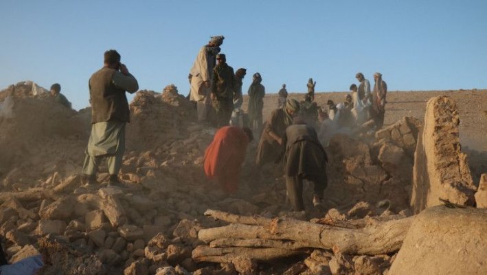 Cutremur puternic în Afganistan. 20 de morți, printre care doi copii, și peste 100 de răniți