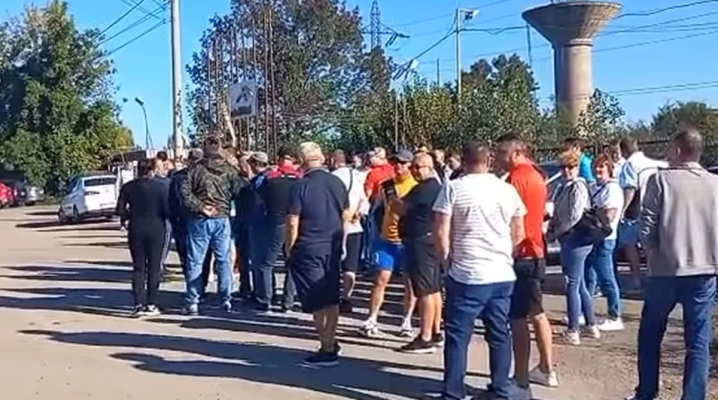 Protest spontan la combinatul siderurgic ArcelorMittal din Hunedoara