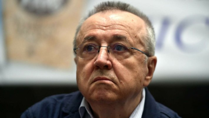  Ion Cristoiu: Președintele României nu poate să intervină în relația dintre partide