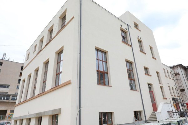 Lucrările la Colegiul ”Mihai Eminescu” aproape de final