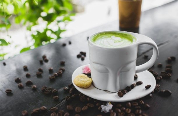 Matcha poate face și rău. Cum afectează organismul consumul celei mai virale băuturi