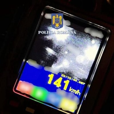 A rămas pieton! Un șofer a confundat bulevardul Mamaia cu pista de raliuri și a gonit cu 141 de km pe oră!