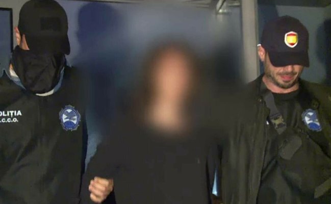 Vezi ce declarații șocante a făcut adolescentul de 17 ani care a trimis peste 1.000 de amenințări în școli și spitale