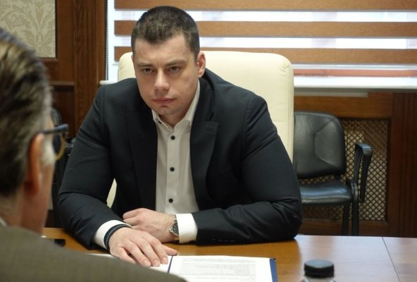 SURSE! Mandatul directorului Portului Constanța, Mihai Teodorescu, a fost prelungit luni, într-o ședință AGA... secretă! 