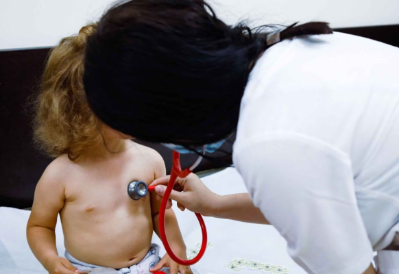 Creștere alarmantă a bolilor cardiovasculare la copii: Care sunt principalele cauze