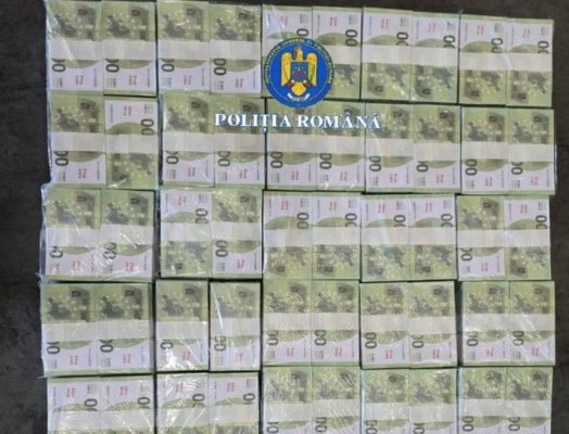 Bancnotele false, descoperite în Portul Constanţa Sud, erau de fapt recuzită pentru filme? Ce zice Poliția Română