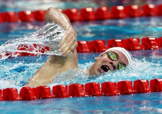 Înot: Cvadruplul campion olimpic Leon Marchand, fără victorie la Cupa Mondială în bazin scurt