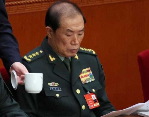 Campanie anticorupție în China: Doi generali de rang înalt, excluși din Partidul Comunist și din armată